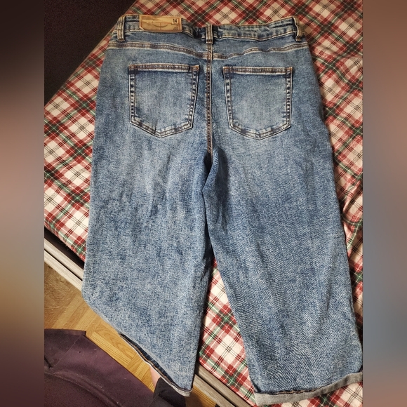 Blue Denim Jeans - Picture 3 of 5